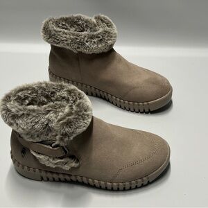SKECHERS Women’s Size 5.5 Beige Fur Lined Winter Boots